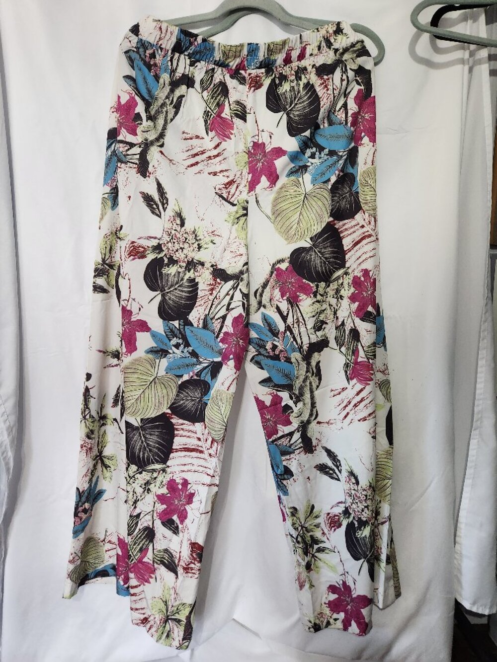 Plus Size Tropical Palazzo Pants 1X/2X White Floral Resort Vacation